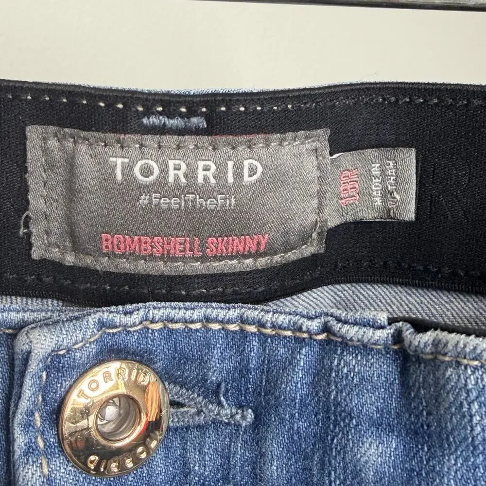 torrid bombshell